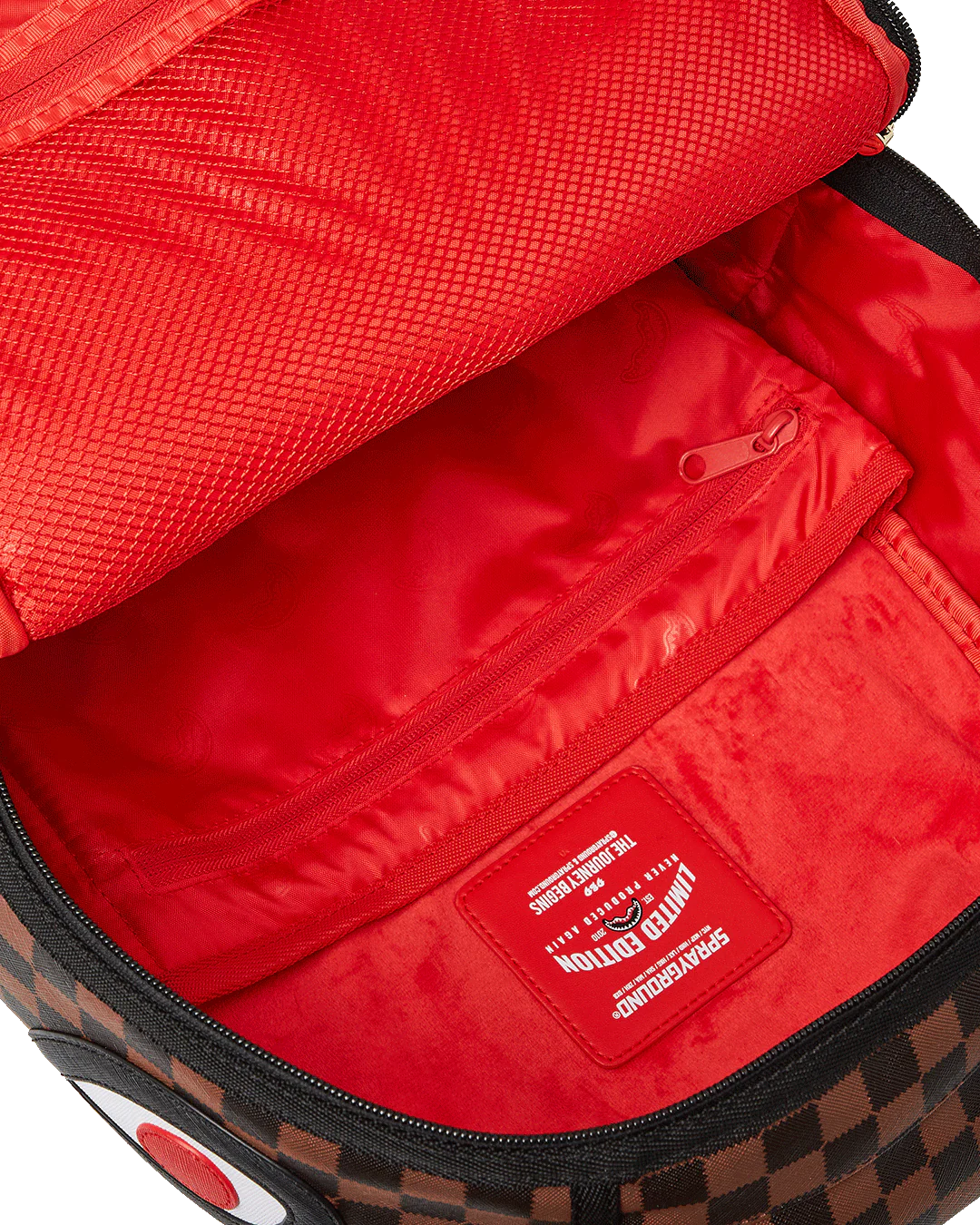 SAWTOOTH SHARKS IN PARIS DLXSV