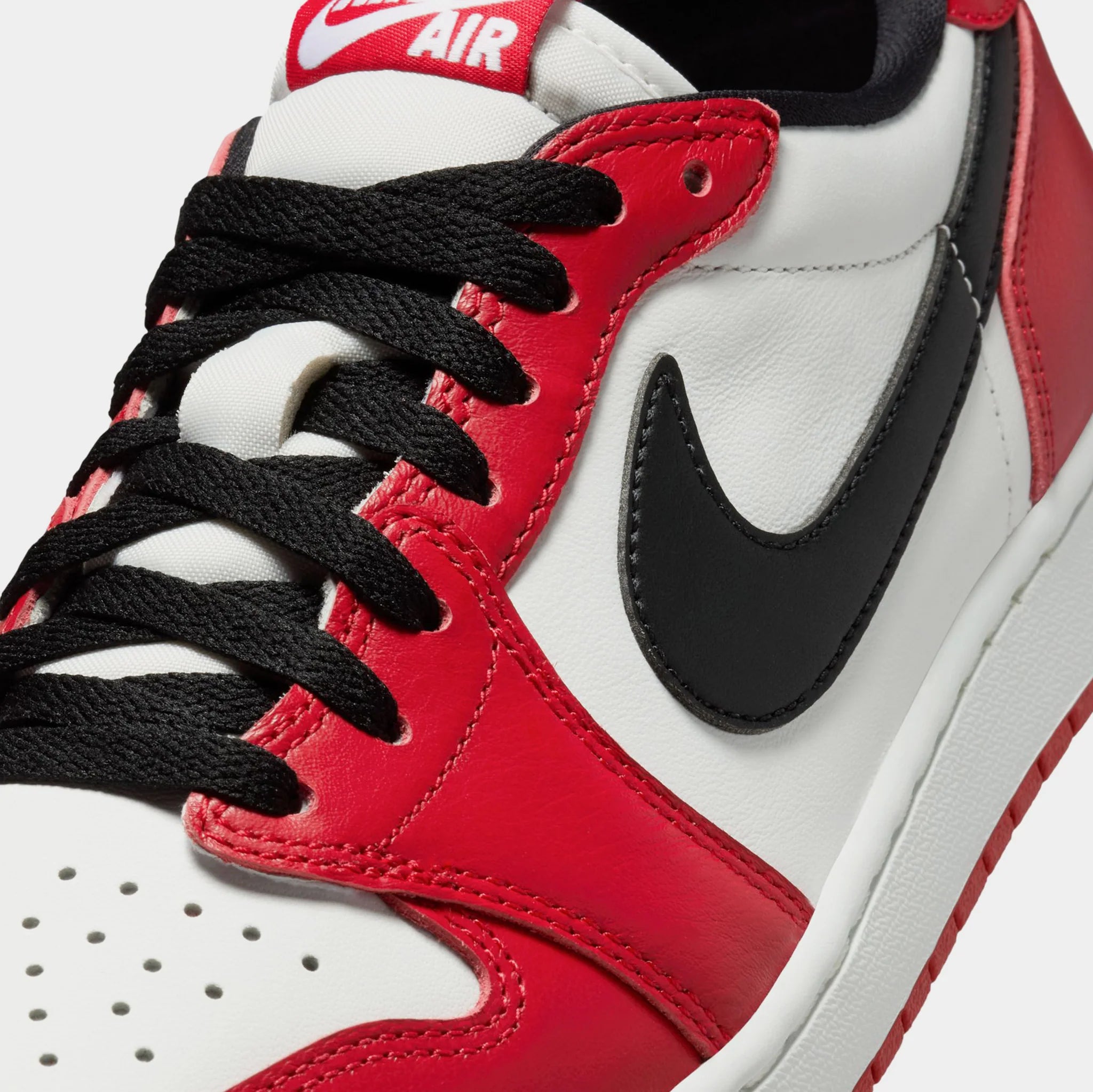 Jordan Air Jordan 1 Retro Low OG Chicago