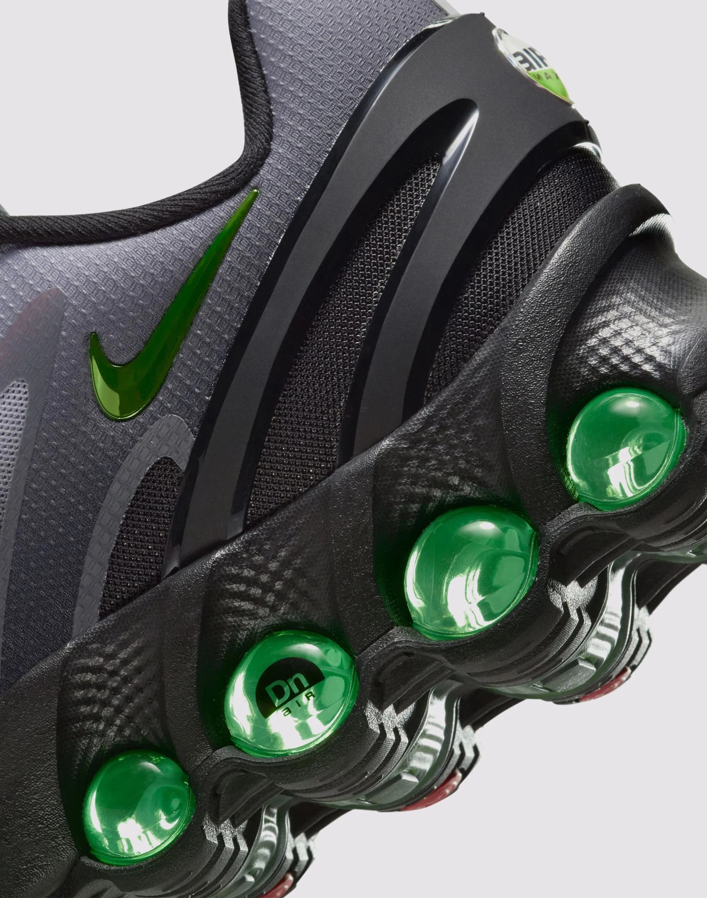 Nike Air Max Dn8 "Black Volt"