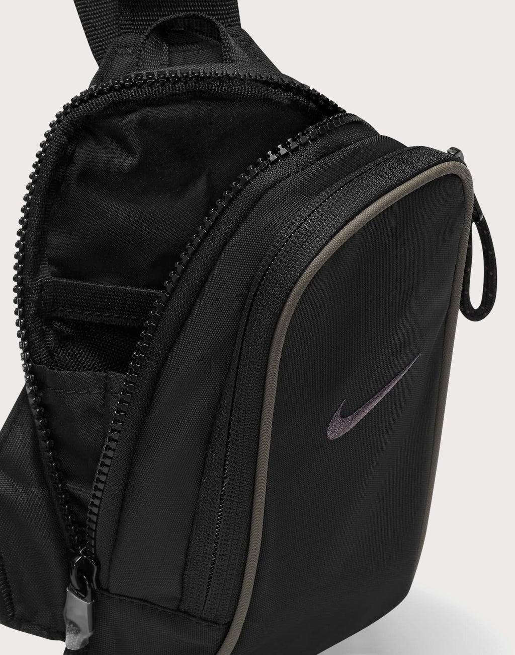 Unisex Nike Essentials