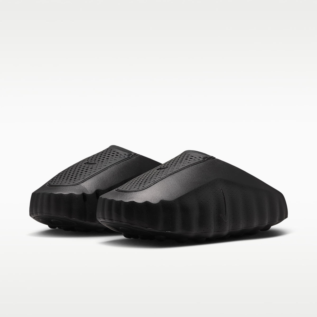 Nike Mind 001 "Triple Black"