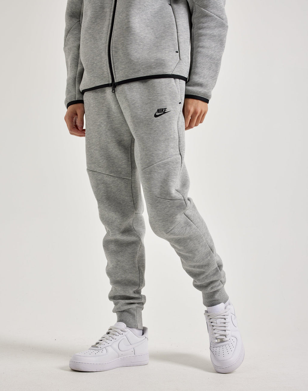 NIKE TECH FLEECE JOGGERS GREY