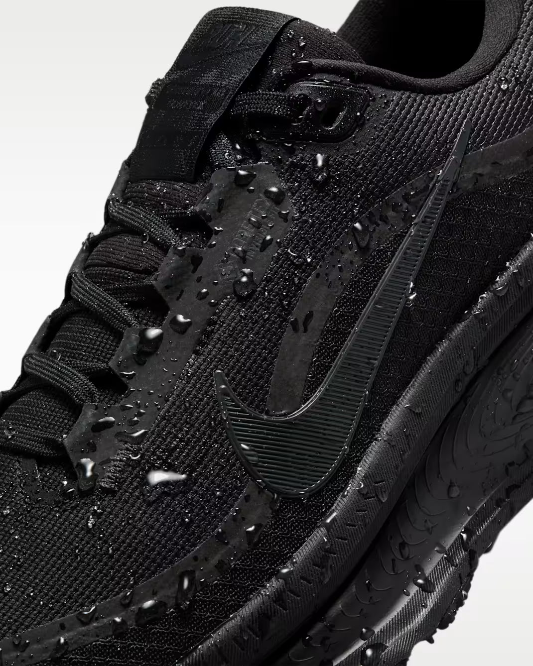 Nike Vomero 18 GORE-TEX