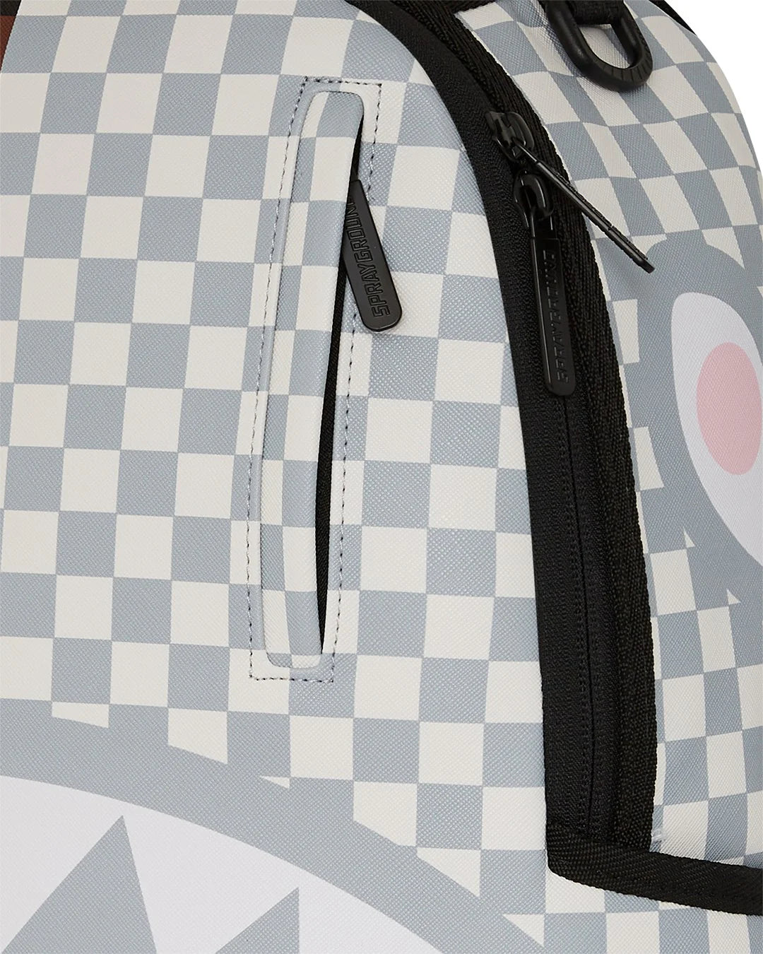 SPLIT ROSE SHARKS IN PARIS