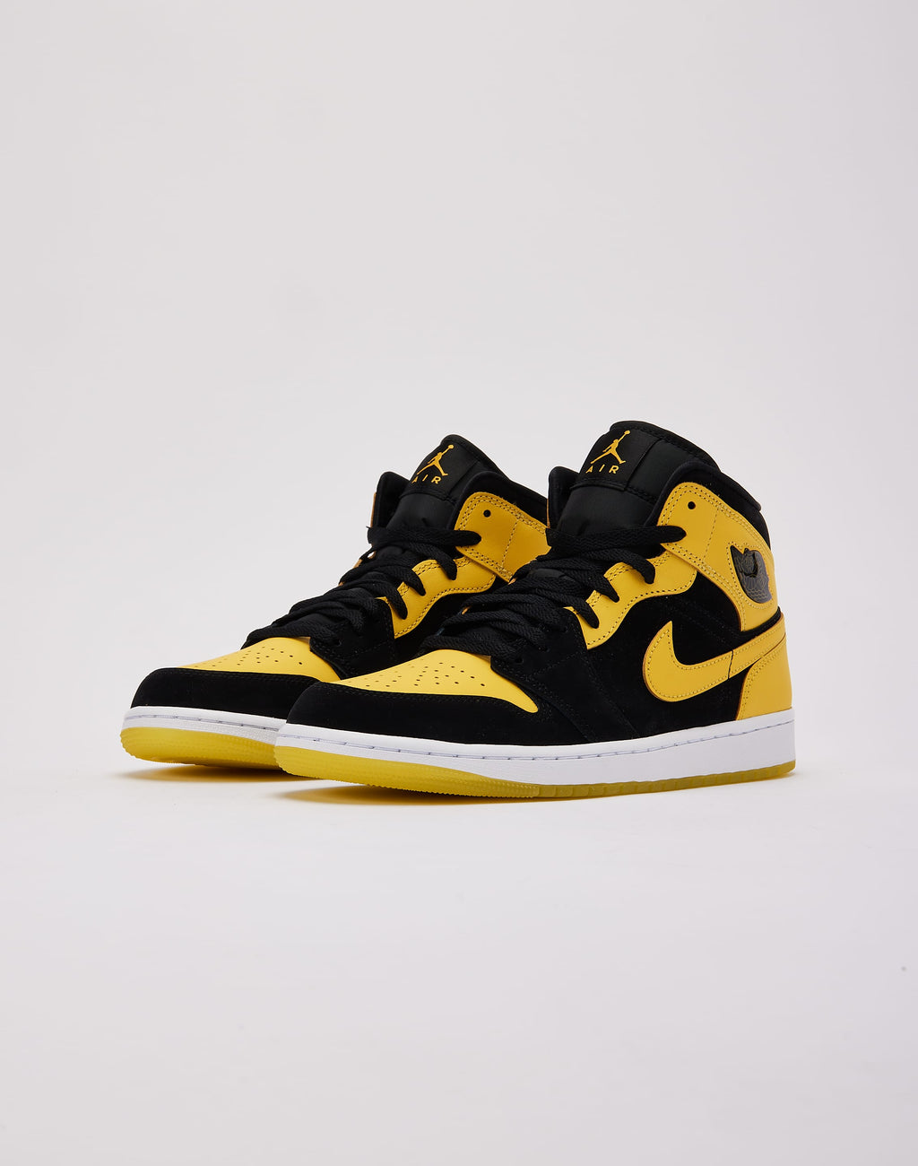 JORDAN AIR JORDAN 1 MID SE NEW LOVE