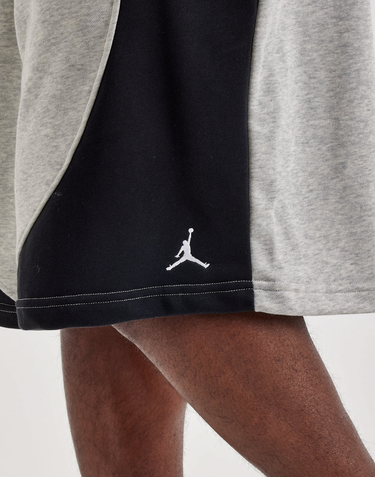JORDAN BROOKLYN OVERSIZED FLEECE SHORTS GREY (MUJER)
