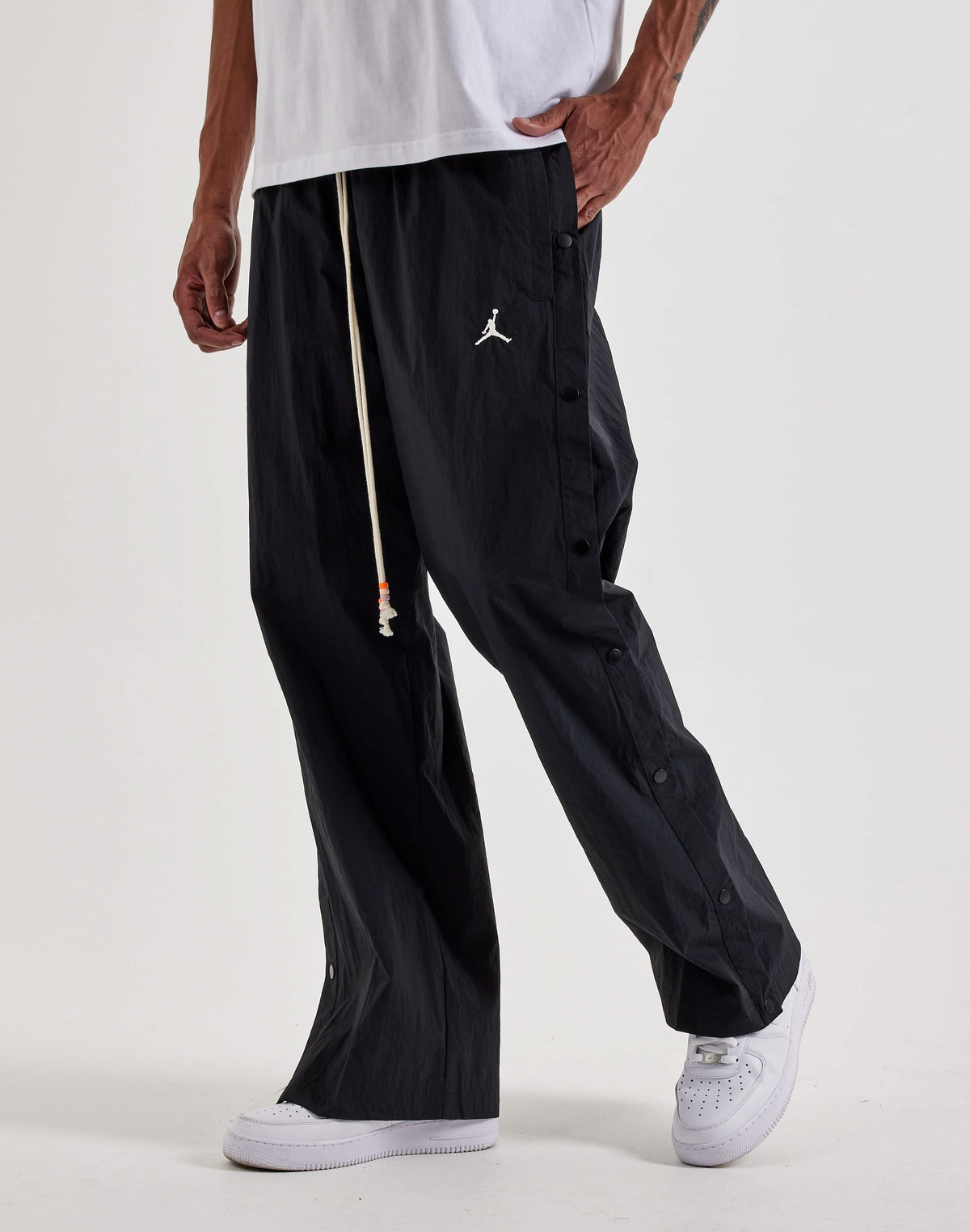 JORDAN BROOKLYN FESTIVAL PANTS BLACK (MUJER)