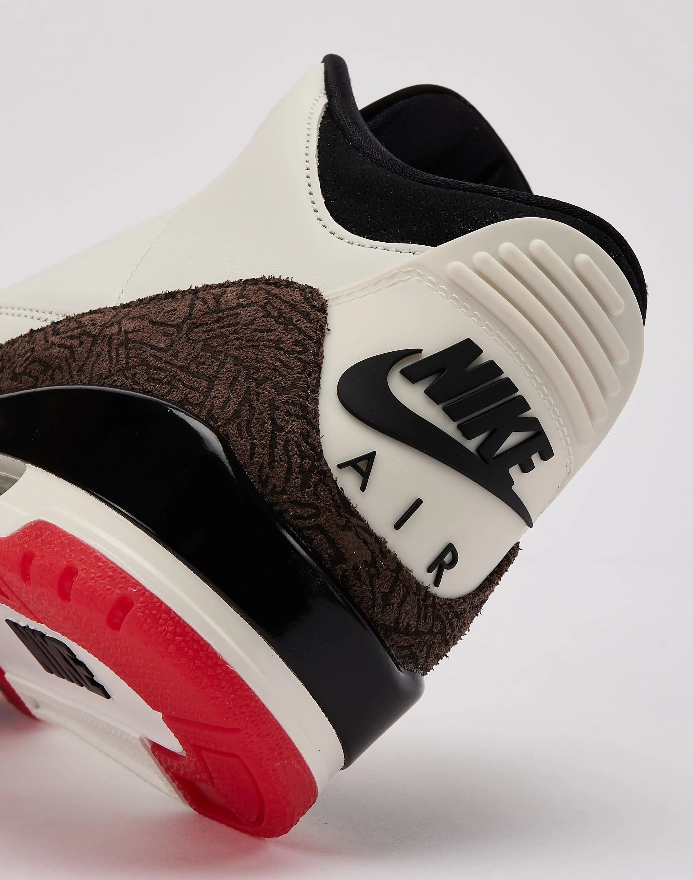 JORDAN AIR JORDAN 3 RETRO 'SAIL AND UNIVERSITY RED'