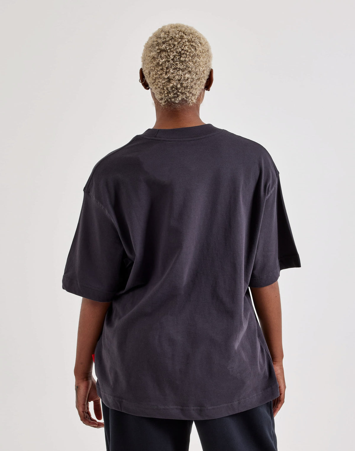 JORDAN GRAPHIC GIRLFRIEND TEE DARK GREY (MUJER)