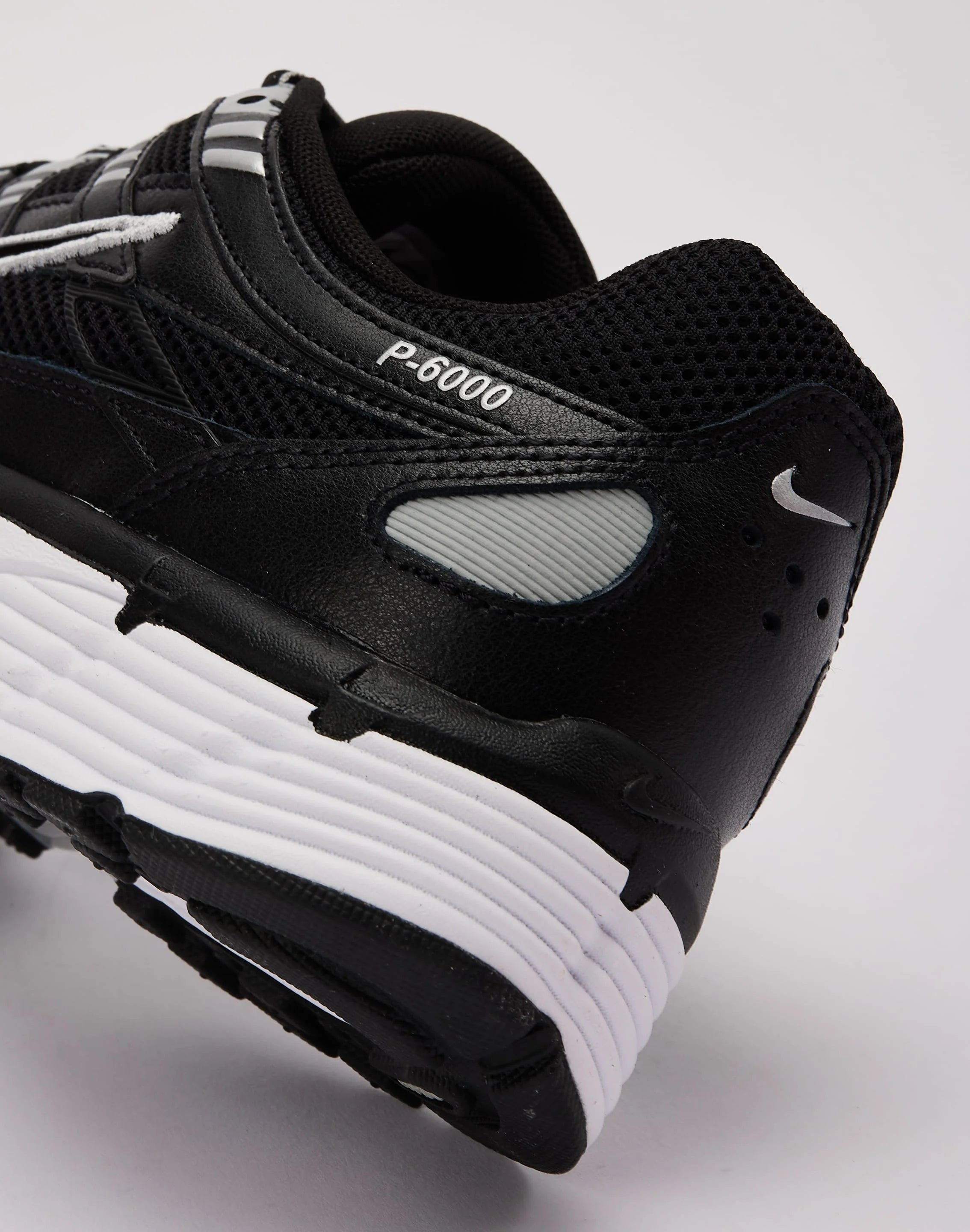 Nike P-6000