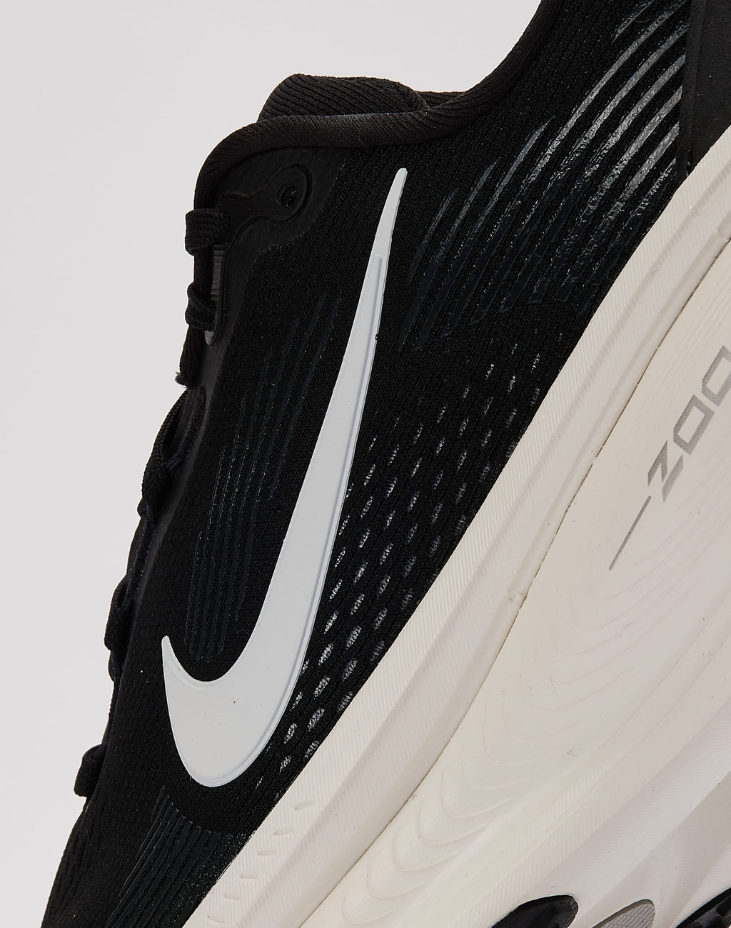 Nike Vomero 18 'Black'
