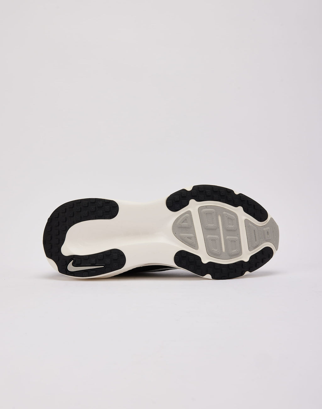 Nike Vomero 18 'Black'