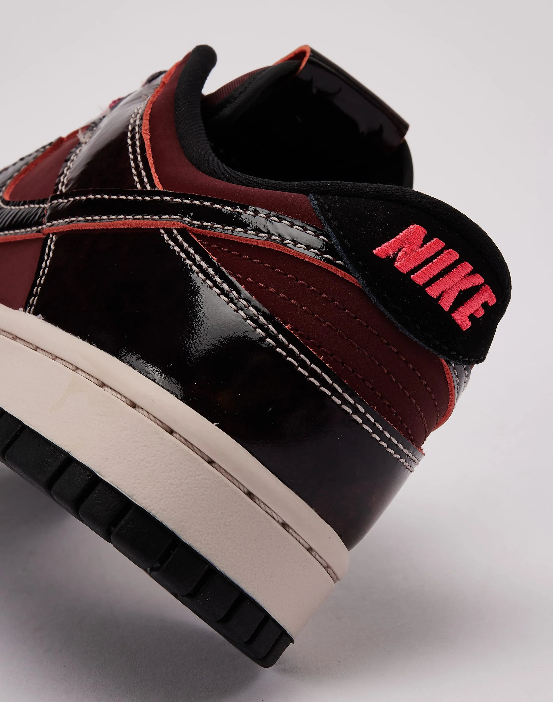 Nike Dunk Low Retro SE