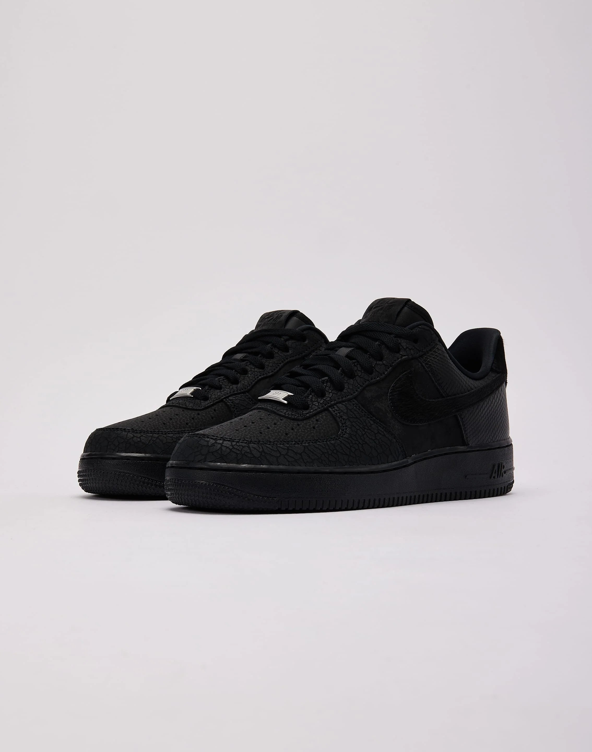 Nike Air Force 1 Low LX