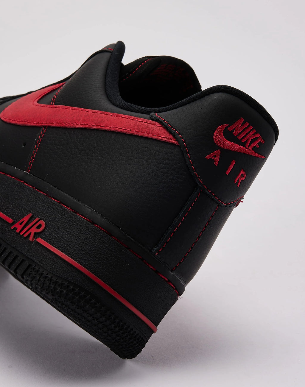 Nike Air Force 1 Low '07 LV8