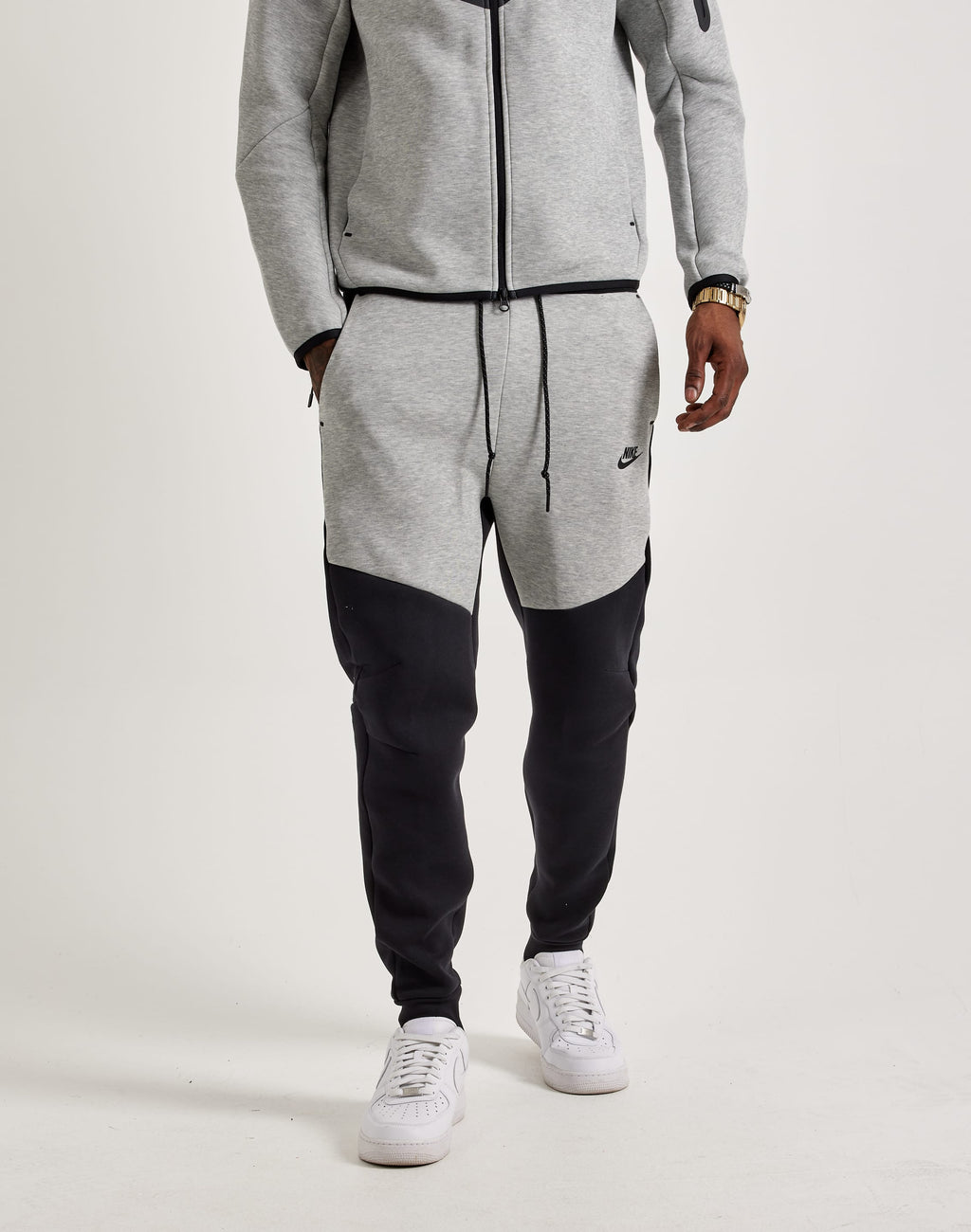 NIKE TECH FLEECE JOGGERS BLACK GREY