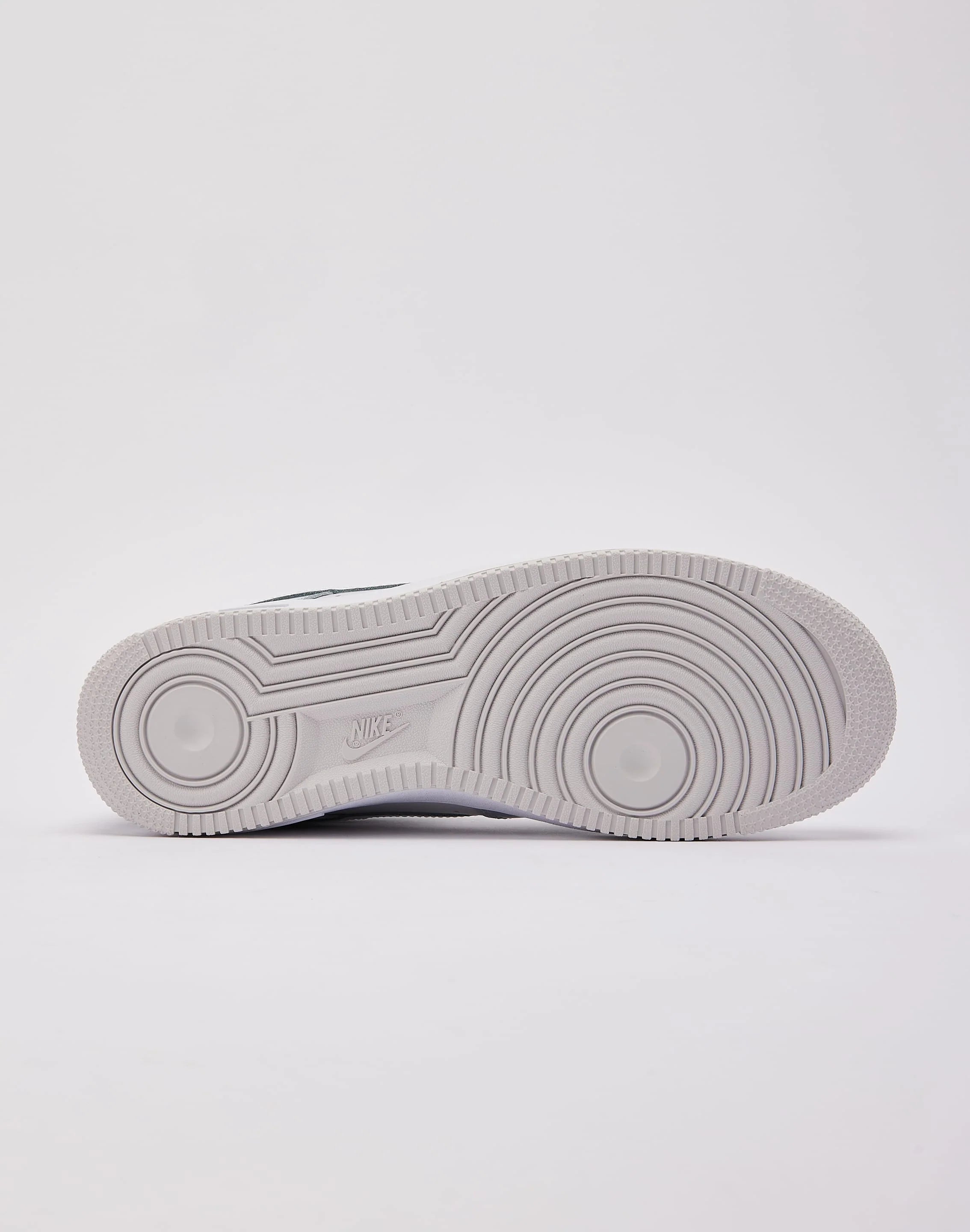 Nike Air Force 1 Low '07 LV8