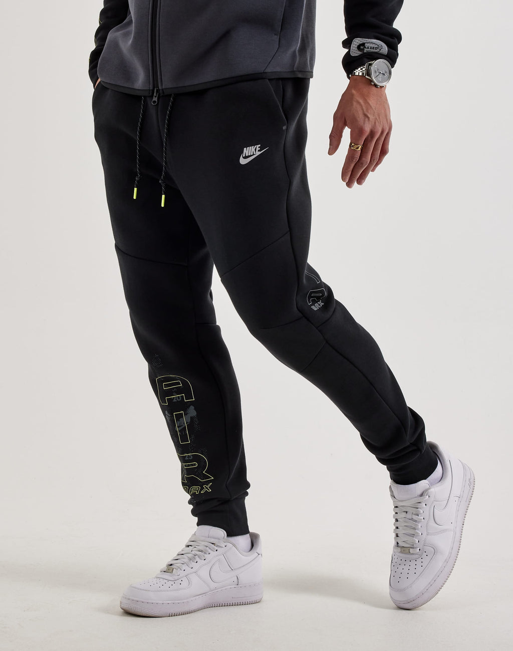 NIKE TECH FLEECE AIR MAX JOGGERS BLACK