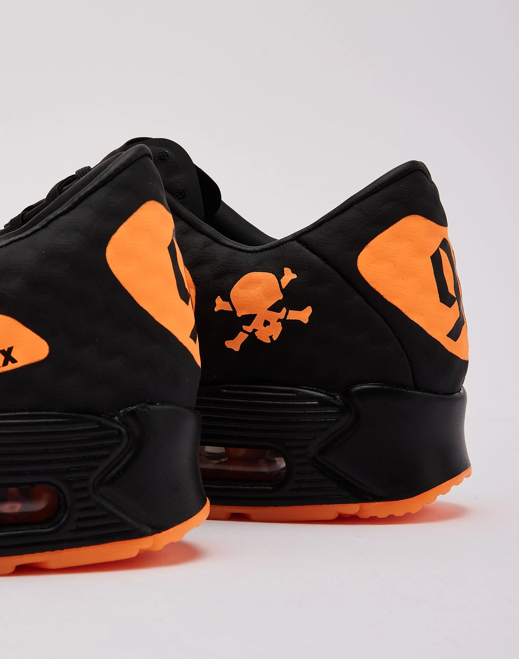 NIKE AIR MAX 90 'HYPERVENOM